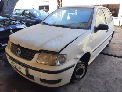 VOLKSWAGEN POLO III BERLINA (6N2)