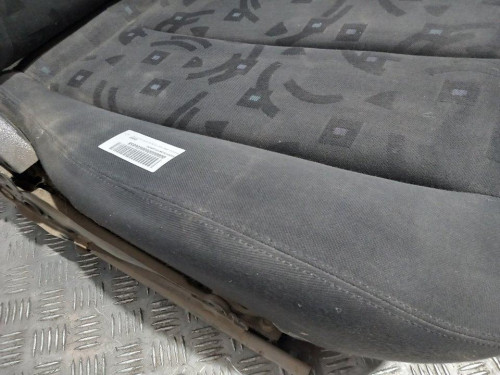  ASIENTO DELANTERO DERECHO 