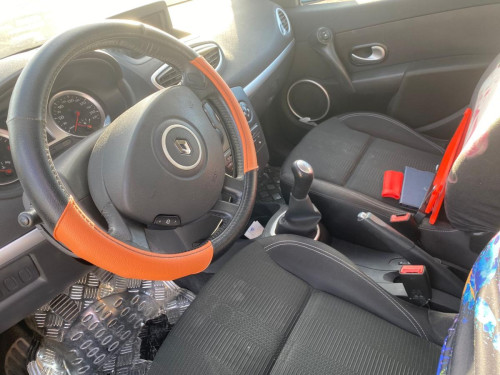 RENAULT CLIO III — автомобиль-донор на запчасти 