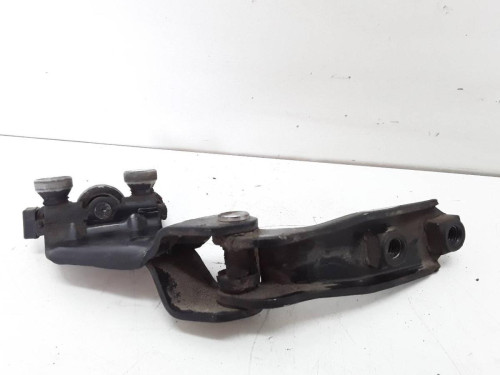 SOPORTE / GUIA PUERTA CORREDERA VOLKSWAGEN CADDY (2C)(08.2010) 