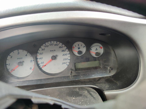  NISSAN PRIMERA BERLINA (P11) 