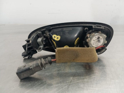 MANETA INTERIOR DELANTERA DERECHA