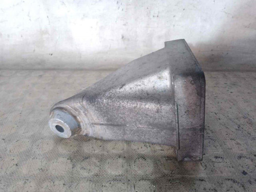 SOPORTE MOTOR DERECHO Mercedes-Benz CLK (BM 209) COUPE 