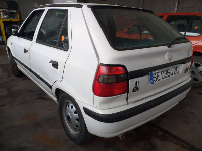 SKODA FELICIA BERLINA (791)