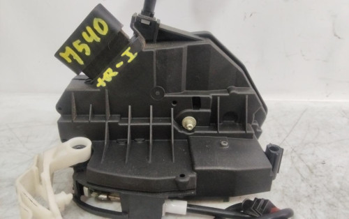 CERRADURA PUERTA TRASERA IZQUIERDA Ford FOCUS BERLINA (CB8) 