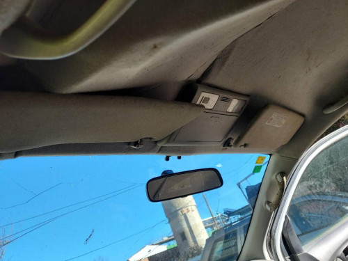TOYOTA HILUX (KUN) — vehículo donante para recambios 