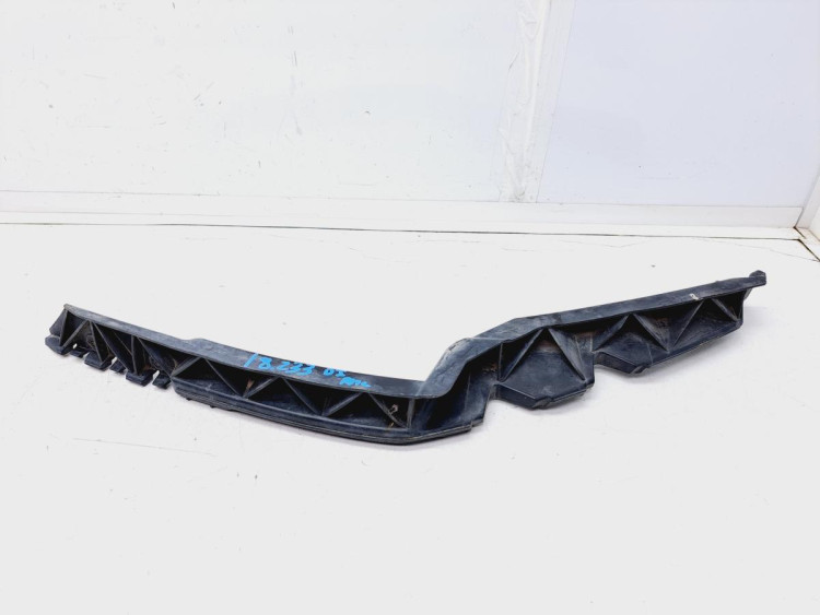 MOLDURA PARAGOLPE DELANTERA IZQUIERDA