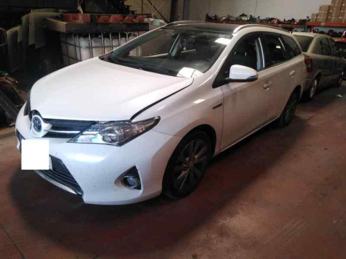 TOYOTA AURIS TOURING SPORTS (E18) — Donor Vehicle for Used Parts 