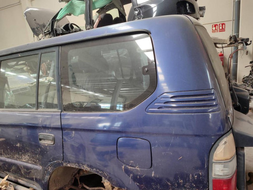 TOYOTA LAND CRUISER (J9) — vehículo donante para recambios 