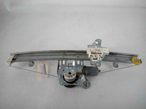 ELEVALUNAS DELANTERO DERECHO NISSAN MICRA (K14) 