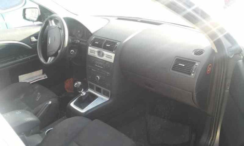FORD MONDEO BERLINA (GE) — vehículo donante para recambios 