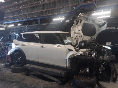MINI CLUBMAN (F54)