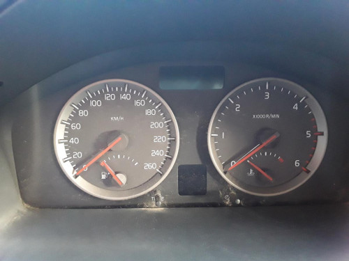 CUADRO INSTRUMENTOS Volvo S40 BERLINA 