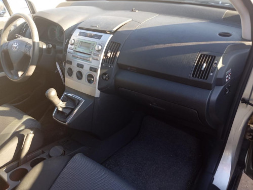  TOYOTA COROLLA VERSO (R1) 