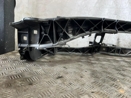 PANEL FRONTAL 