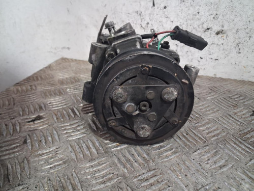 COMPRESOR AIRE ACONDICIONADO 