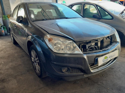 OPEL ASTRA H BERLINA
