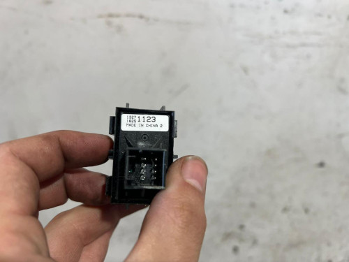 FRENO DE MANO ELECTRICO 