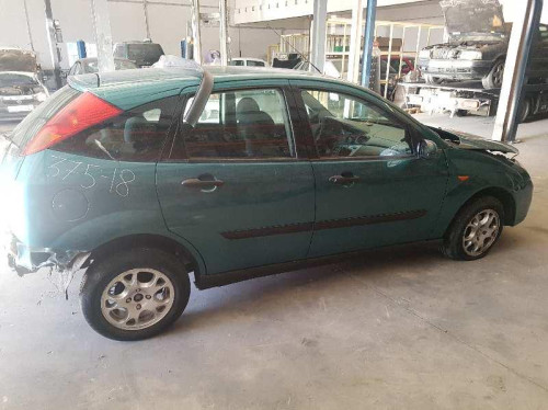  FORD FOCUS BERLINA (CAK) 