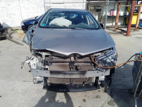 TOYOTA AURIS (E18) — автомобиль-донор на запчасти 
