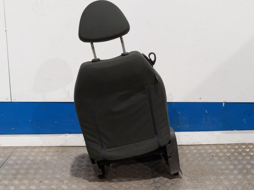  ASIENTO DELANTERO DERECHO 