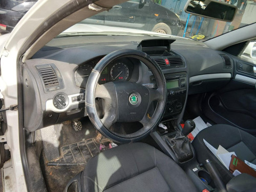 SKODA OCTAVIA BERLINA (1Z3) — автомобиль-донор на запчасти 