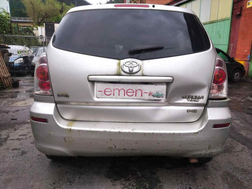  TOYOTA COROLLA VERSO (R1) 