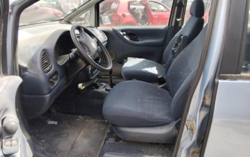  VOLKSWAGEN SHARAN (7M8) 