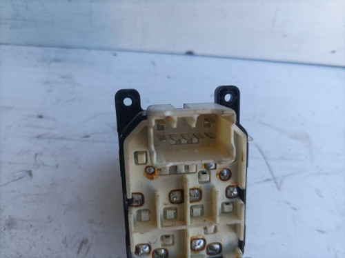  MANDO ELEVALUNAS DELANTERO IZQUIERDO KIA PICANTO (SA) 