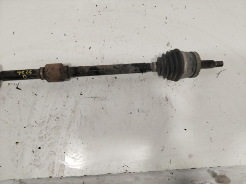 TRANSMISION DELANTERA DERECHA Kia CARENS (UN) 
