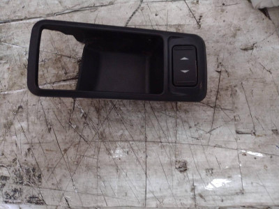 MANDO ELEVALUNAS DELANTERO DERECHO, Ford, FOCUS BERLINA (CB4)