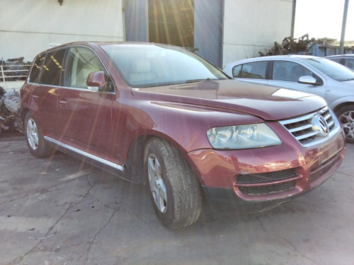  VOLKSWAGEN TOUAREG (7LA) 