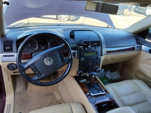 VOLKSWAGEN TOUAREG (7LA) 