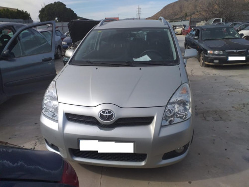  TOYOTA COROLLA VERSO (R1) 