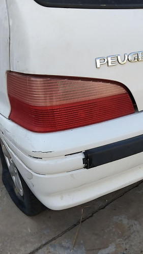 PILOTO TRASERO IZQUIERDO Peugeot 106 (S2)(04.1996->) Peugeot 106 (S2)(04.1996->) 