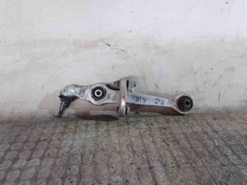 BRAZO SUSPENSION INFERIOR DELANTERO IZQUIERDO Volkswagen PASSAT BERLINA (3B3) 