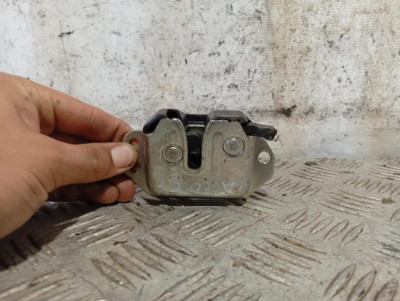 CERRADURA MALETERO / PORTON