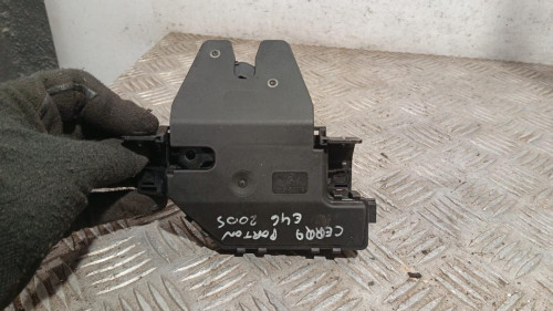 CERRADURA MALETERO / PORTON 