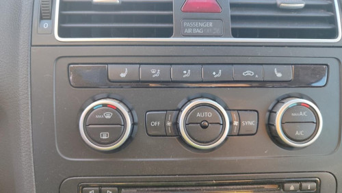 VOLKSWAGEN TOURAN (1T3) 