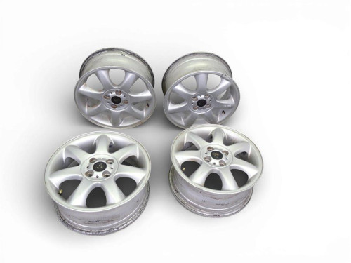 JUEGO LLANTAS de segunda mano