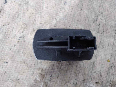 MANDO ELEVALUNAS DELANTERO IZQUIERDO, OPEL, CORSA D