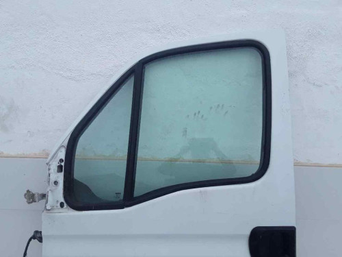 PUERTA DELANTERA IZQUIERDA IVECO DAILY FURGON 