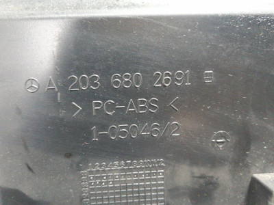 GUANTERA, MERCEDES-BENZ, CLASE C (BM 203) BERLINA