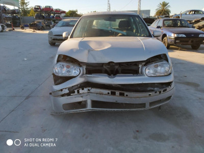 VOLKSWAGEN GOLF IV BERLINA (1J1)(10.1997)