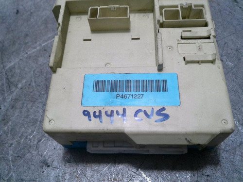  CAJA RELES / FUSIBLES Chrysler STRATUS JX CABRIO 
