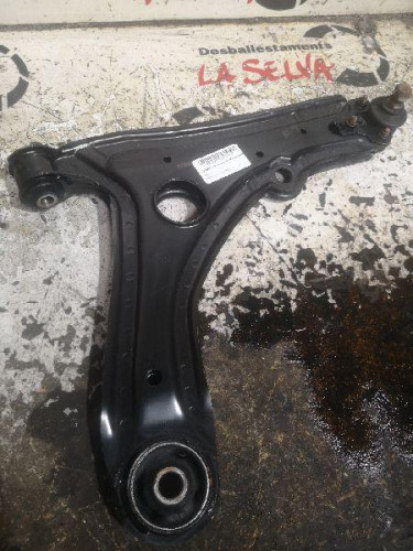 BRAZO SUSPENSION DELANTERO DERECHO Volkswagen GOLF III (1H1)(11.1991) 