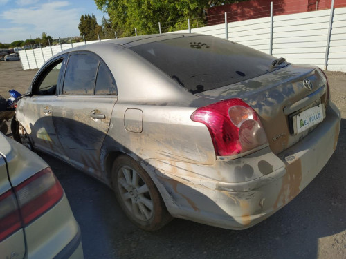  TOYOTA AVENSIS BERLINA (T25) 