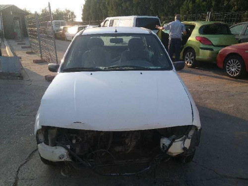 FORD FIESTA BERLINA — vehículo donante para recambios 