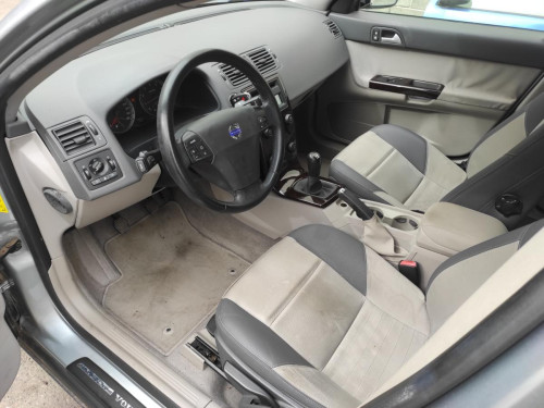VOLVO S40 BERLINA — автомобиль-донор на запчасти 