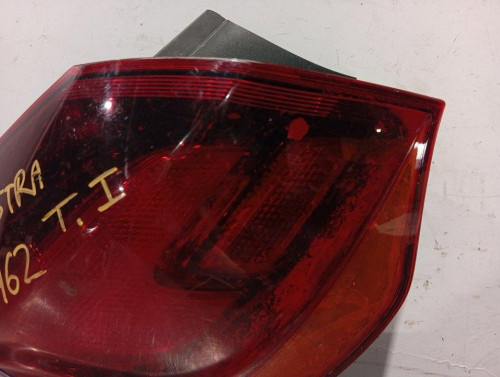  PILOTO TRASERO IZQUIERDO Opel ASTRA J BERLINA 5P 